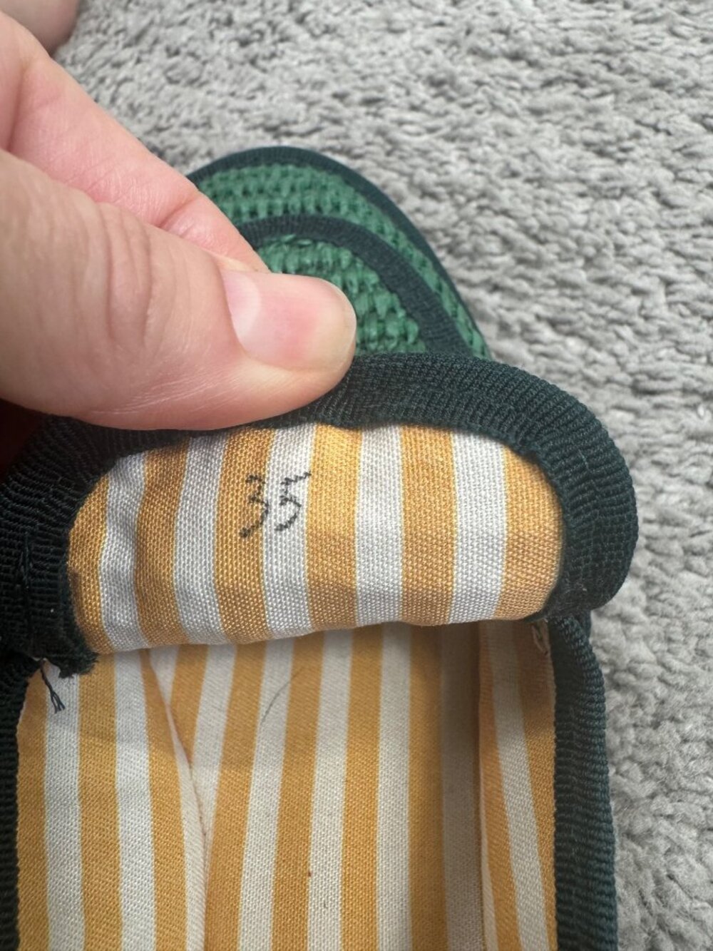 Artigiano Italy Womens Green Loafers Sz 35 Gold Horsebit Handmade Knit Textured - Picture 8 of 14